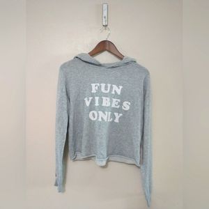 Gray long sleeve hooded sweater crop top